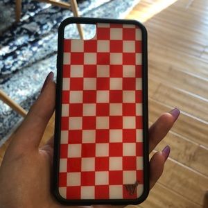 BRAND NEW WILDFLOWER IPHONE CASE